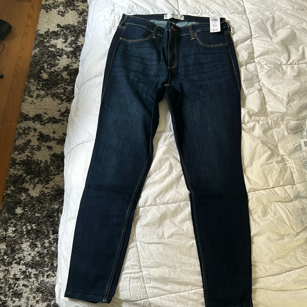 Brand new Hollister leggings